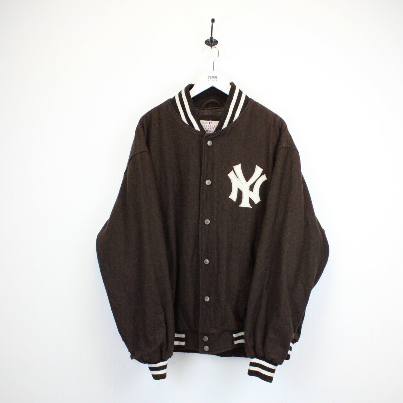 PICK Vintage MLB New York Yankees Varsity Button New York 