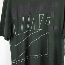 Load image into Gallery viewer, NIKE T-Shirt Green | XL
