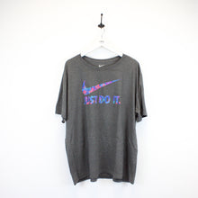 Load image into Gallery viewer, NIKE T-Shirt Grey | XXL
