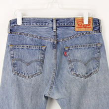 Load image into Gallery viewer, LEVIS 501 Jeans Light Blue | W31 L32
