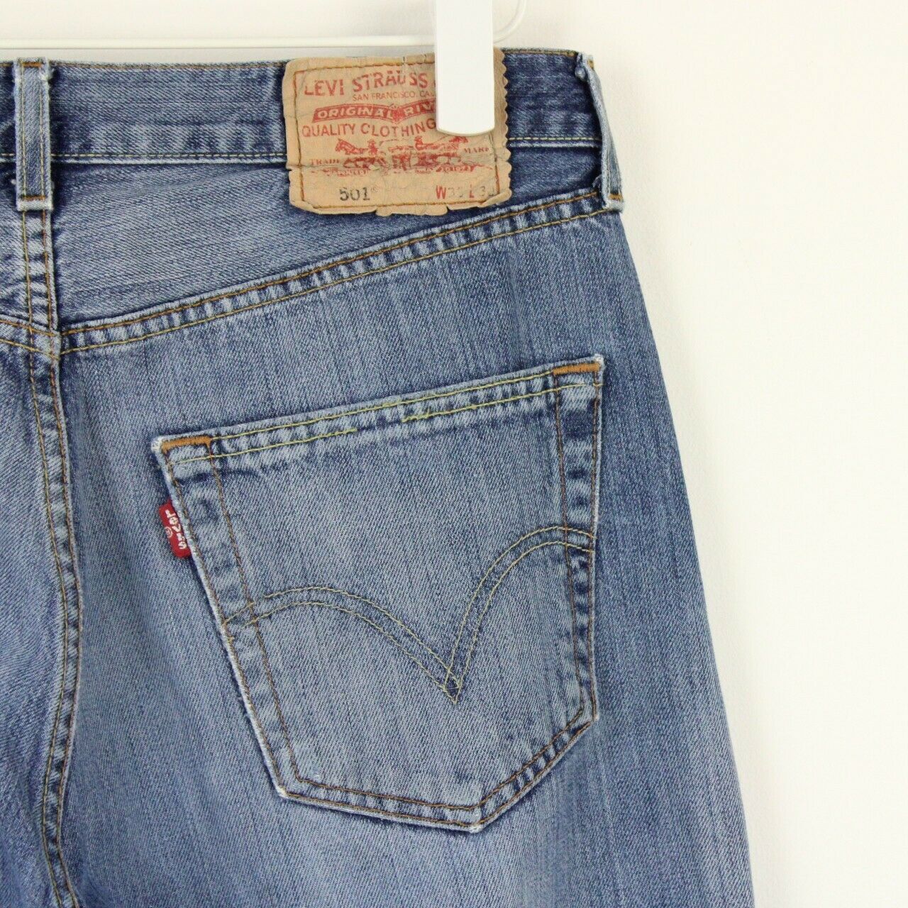 Womens LEVIS 501 Jeans Mid Blue | W32 L30