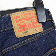 Load image into Gallery viewer, Womens LEVIS 501 Jeans Dark Blue | W32 L26
