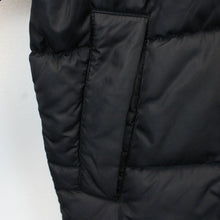 Load image into Gallery viewer, TIMBERLAND 00s Down Puffer Jacket Black | Small
