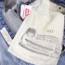 Load image into Gallery viewer, LEVIS 501 Big E Jeans Mid Blue | W32 L34
