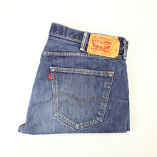 Load image into Gallery viewer, LEVIS 501 Jeans Dark Blue | W40 L34
