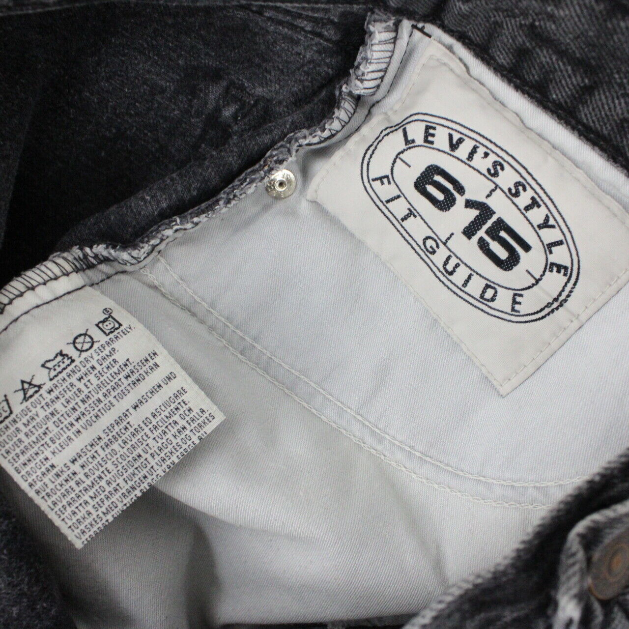 Levis on sale 615 fit