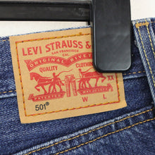 Load image into Gallery viewer, Womens LEVIS 501 Jeans Mid Blue | W32 L32
