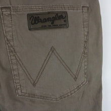 Load image into Gallery viewer, WRANGLER Jeans Brown | W34 L30
