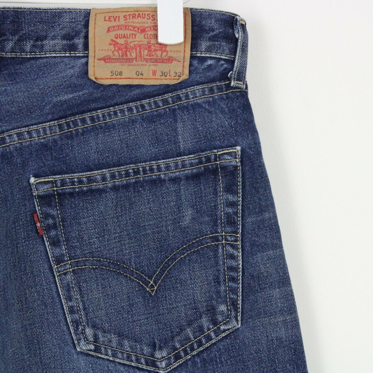 Mens LEVIS 508 Jeans Mid Blue | W32 L32