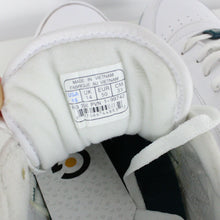 Load image into Gallery viewer, Mens REEBOK 90s Classic Trainers White | UK 14
