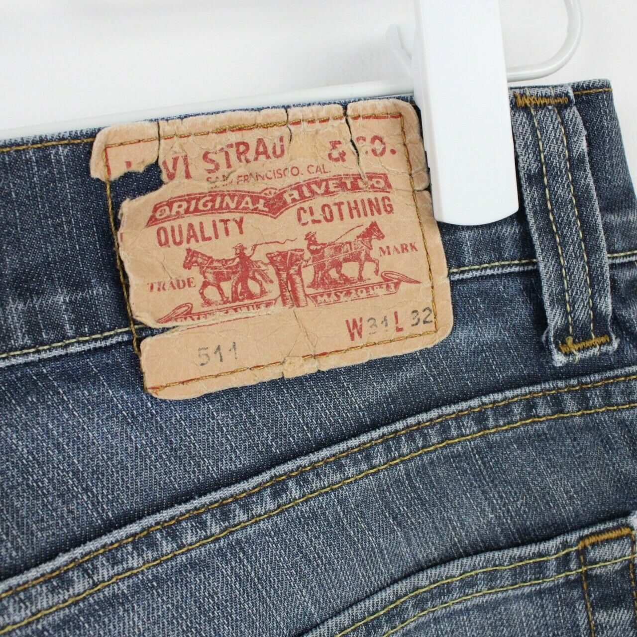 Mens LEVIS 511 Jeans Dark Blue | W31 L32