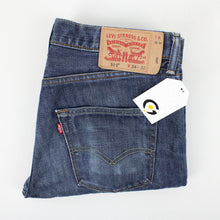 Load image into Gallery viewer, Mens LEVIS 501 Jeans Dark Blue | W36 L32
