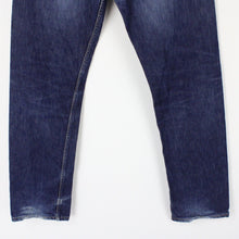 Load image into Gallery viewer, LEVIS 501 Jeans Mid Blue | W32 L34
