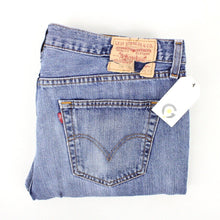 Load image into Gallery viewer, LEVIS 751 Jeans Mid Blue | W40 L32
