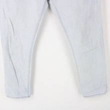 Load image into Gallery viewer, LEVIS 501 CT Jeans Light Blue | W38 L28
