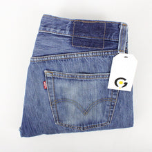 Load image into Gallery viewer, LEVIS 501 Jeans Mid Blue | W34 L30
