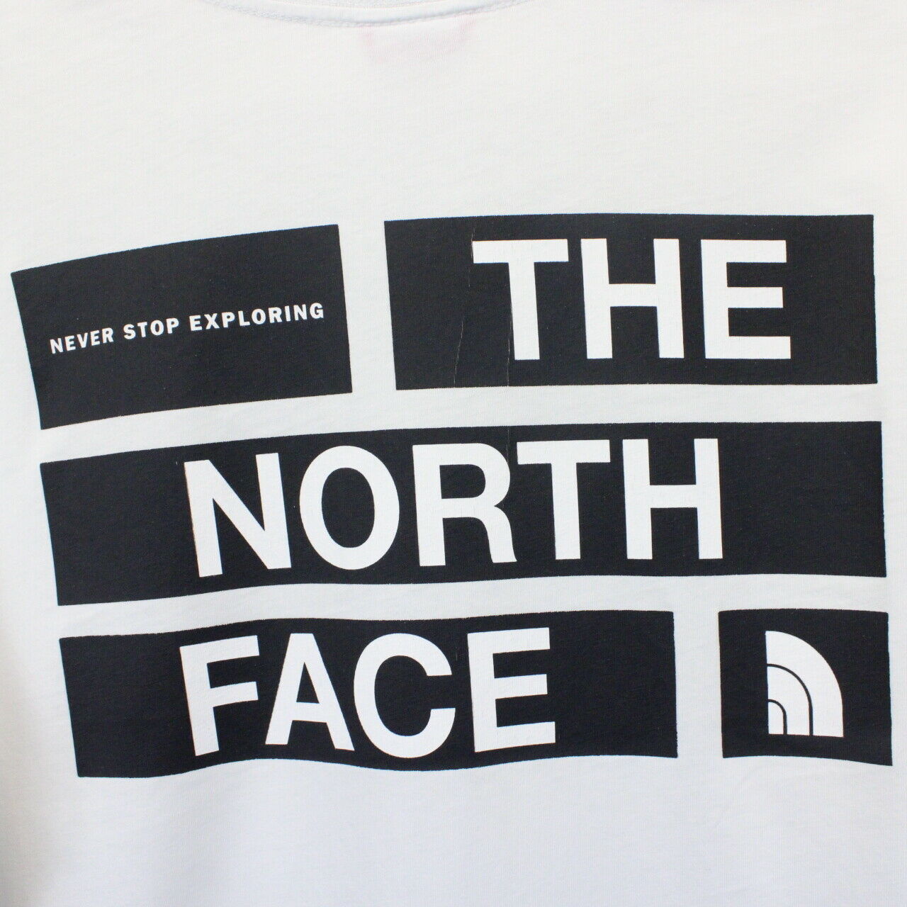 THE NORTH FACE T-Shirt White | Medium