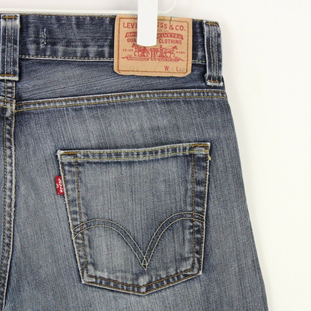 Mens LEVIS 512 Jeans Mid Blue | W34 L32