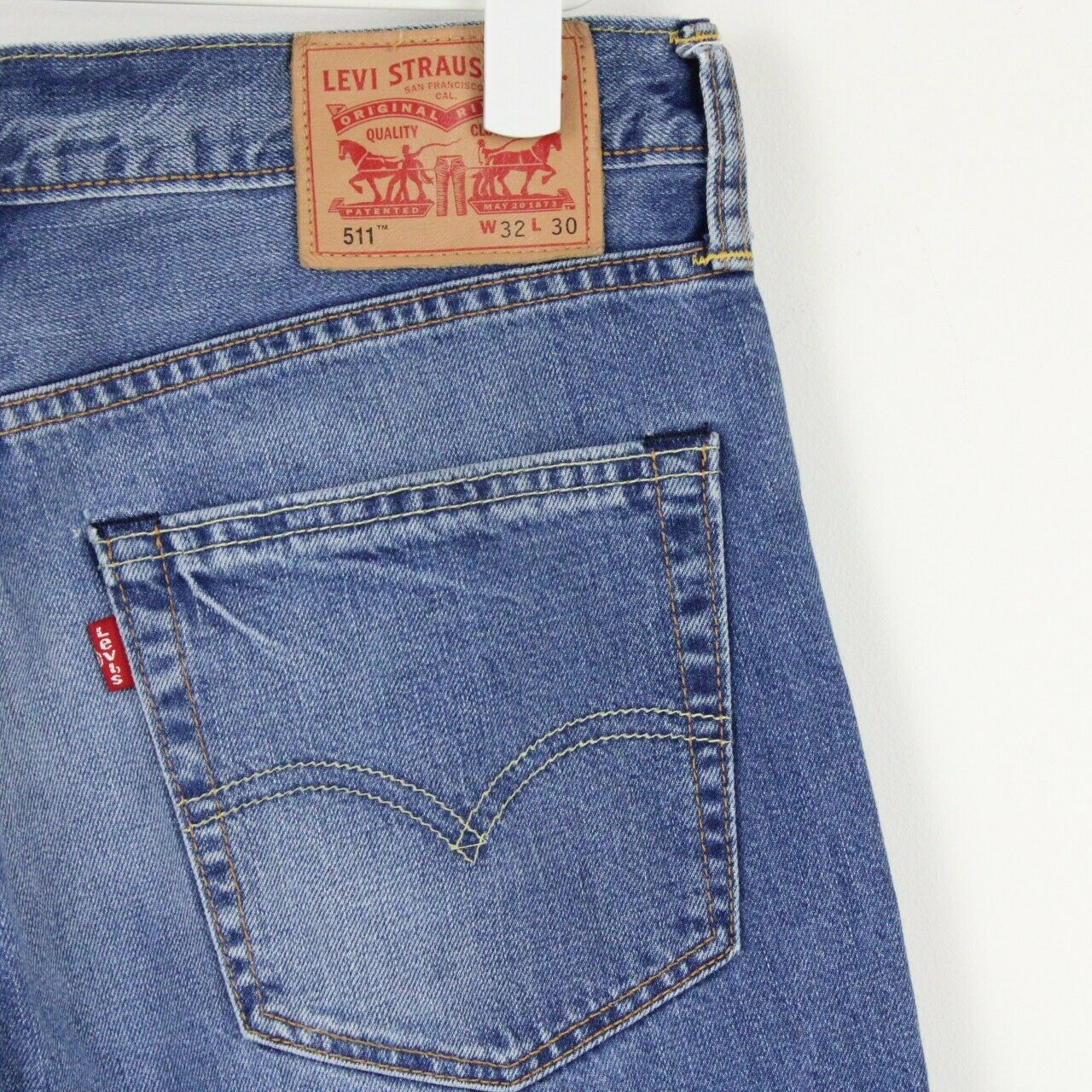 Mens LEVIS 511 Jeans Mid Blue | W32 L30