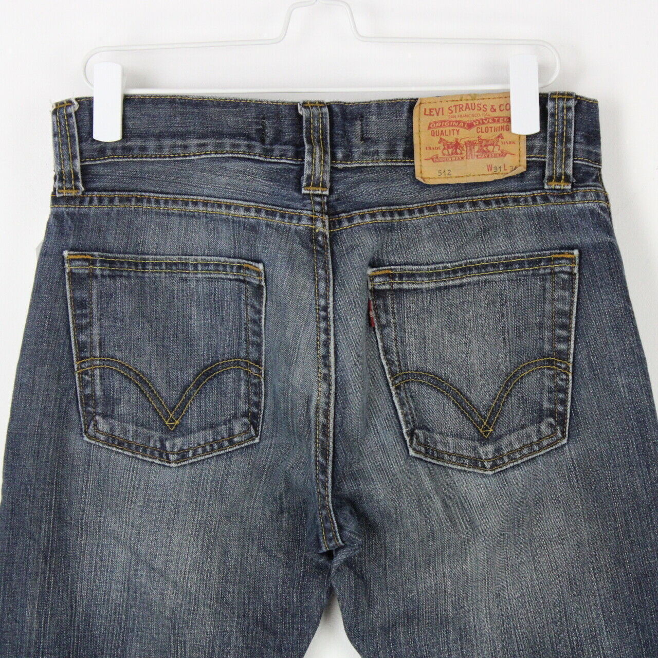 Levis on sale vintage 512