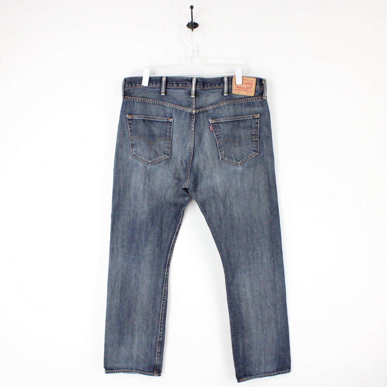 Levis 2025 w38 l32