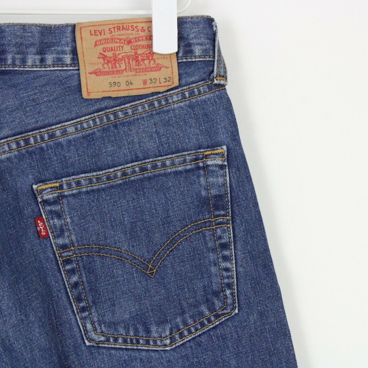 Levi's hotsell 590 jeans