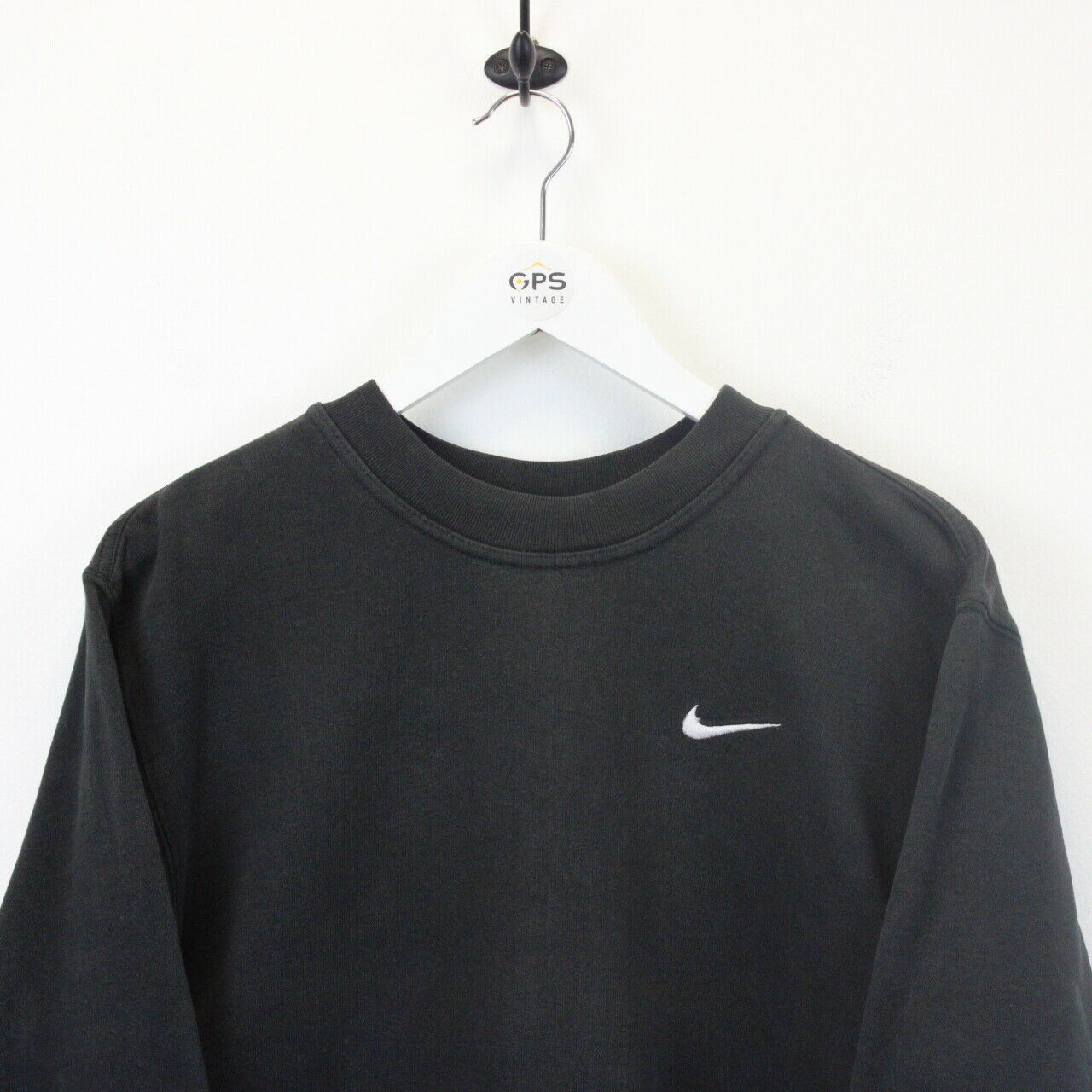 Nike small clearance logo sweatshirt